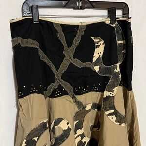 Miss Me Beautiful Black and Tan Skirt, Size L, NWOT, MAKE AN OFFER!!!